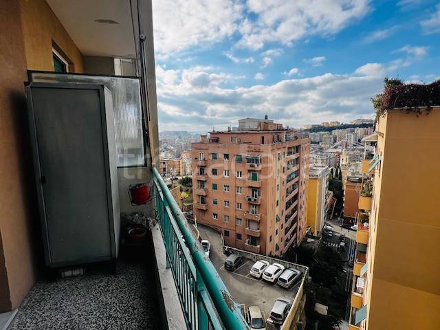 appartamento in vendita a Genova in zona Marassi