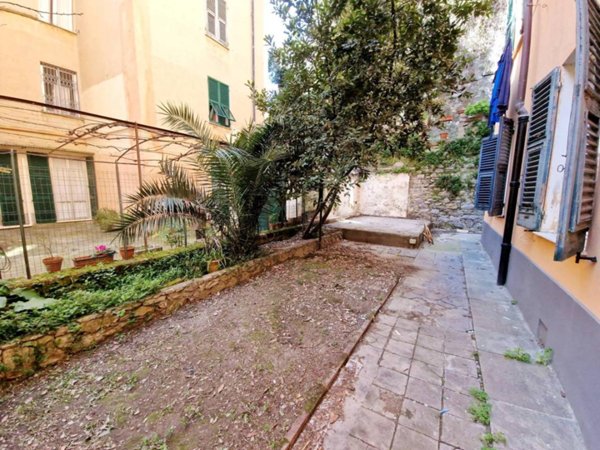 appartamento in vendita a Genova in zona Castelletto