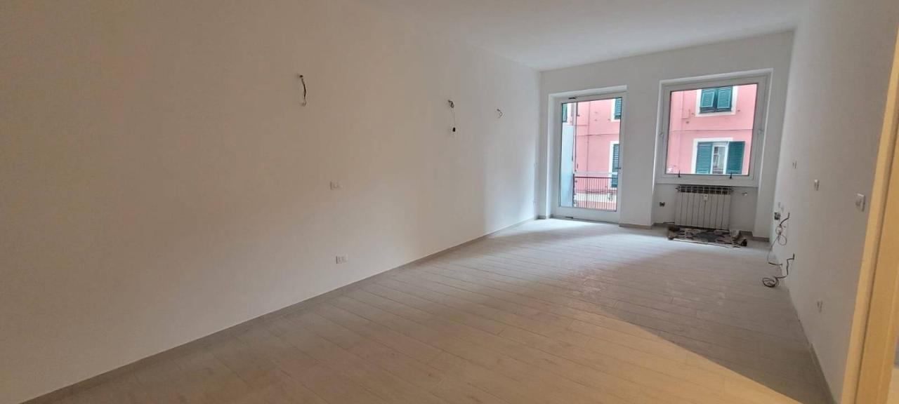 appartamento in vendita a Genova in zona Sampierdarena