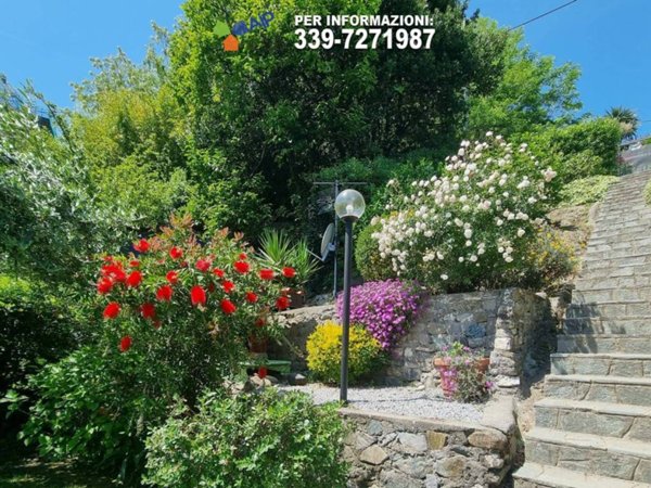 casa indipendente in vendita a Genova in zona Bolzaneto