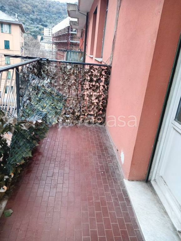 appartamento in vendita a Genova in zona Molassana