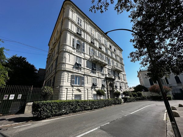 appartamento in vendita a Genova in zona Castelletto