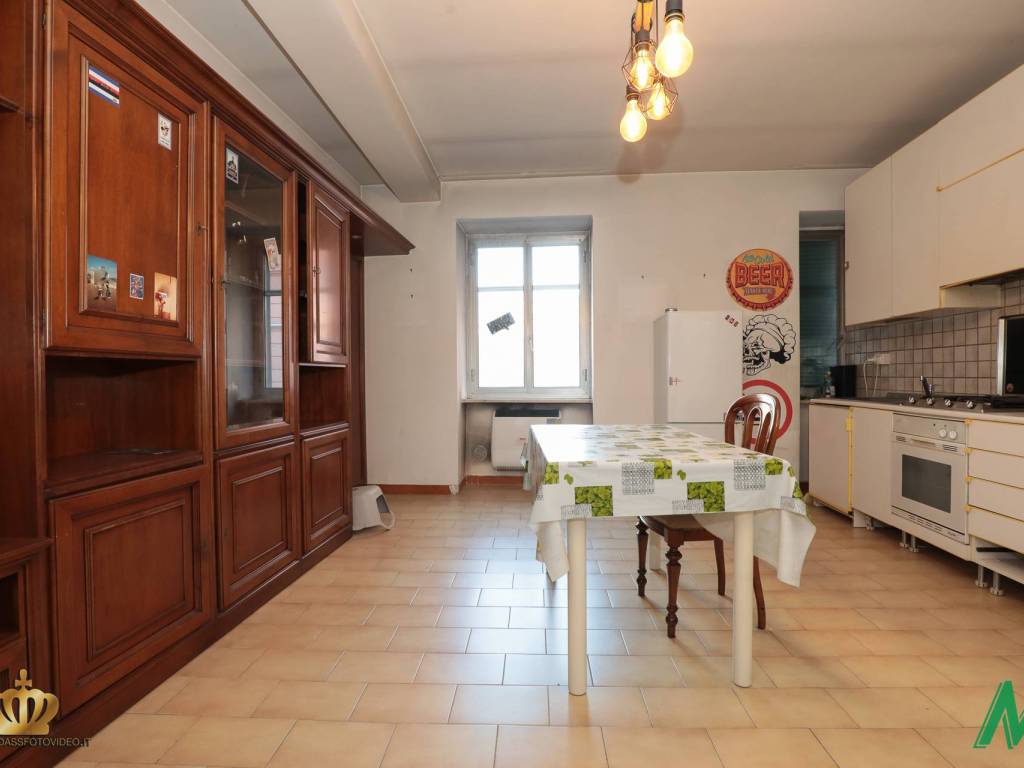 appartamento in vendita a Genova in zona Marassi