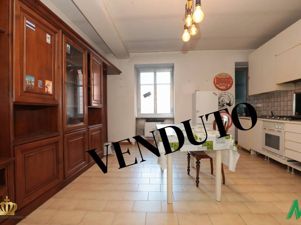 appartamento in vendita a Genova in zona Marassi