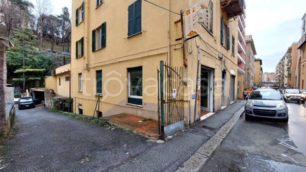 negozio in vendita a Genova in zona San Fruttuoso