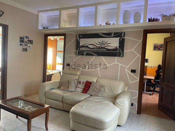 appartamento in vendita a Genova in zona Certosa