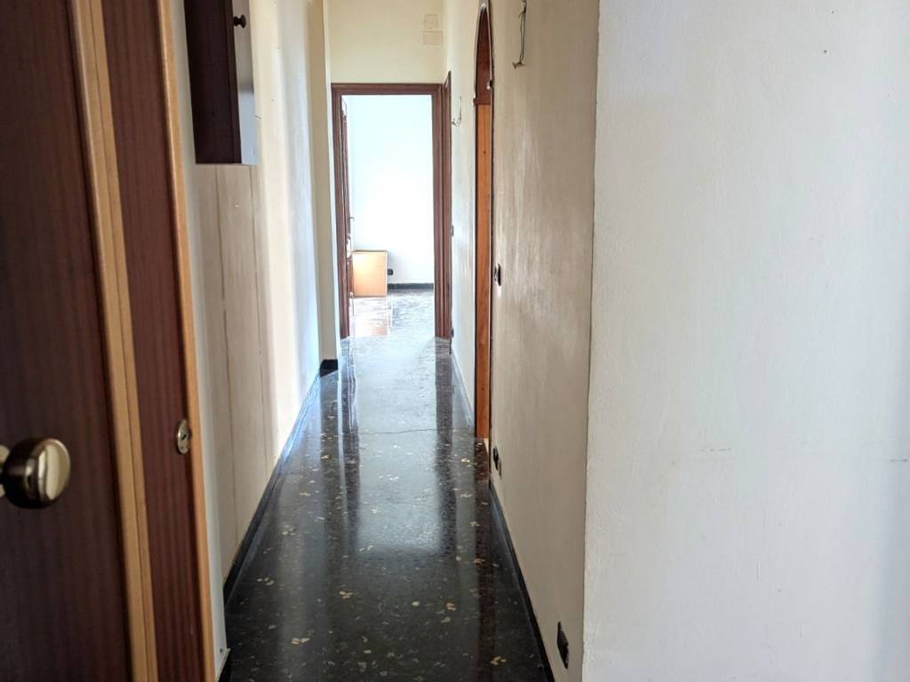 appartamento in vendita a Genova in zona Pontedecimo