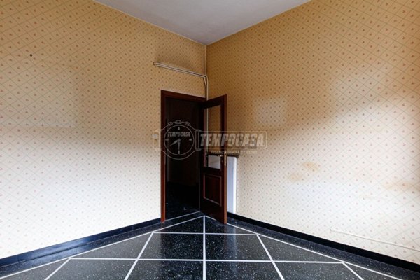 appartamento in vendita a Genova in zona Marassi