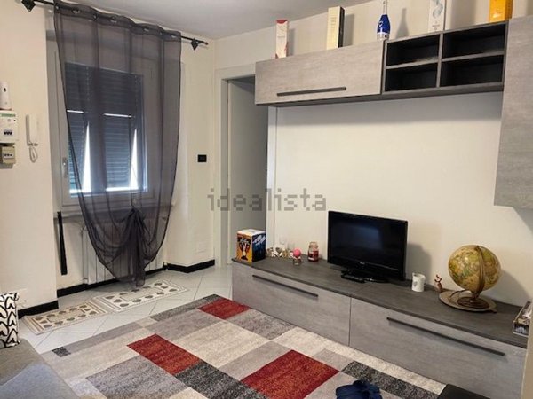 appartamento in vendita a Genova in zona Rivarolo