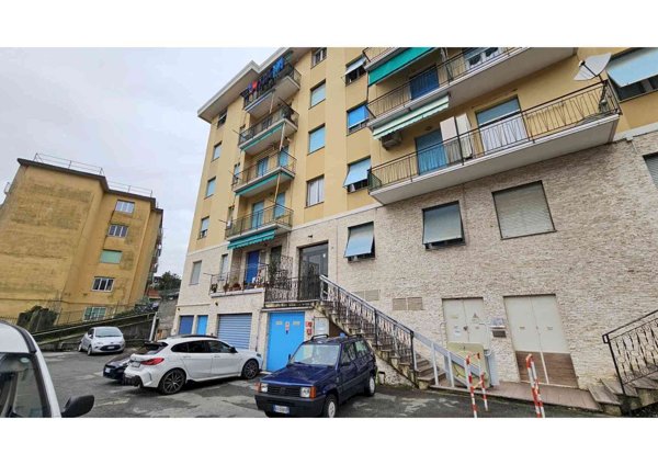 appartamento in vendita a Genova in zona Pontedecimo