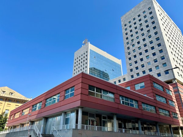 ufficio in vendita a Genova in zona Sampierdarena