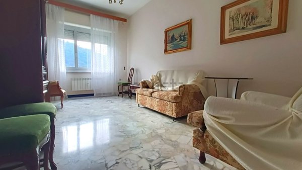 appartamento in vendita a Genova in zona Quezzi