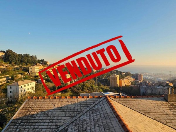 appartamento in vendita a Genova in zona Lagaccio / Granarolo