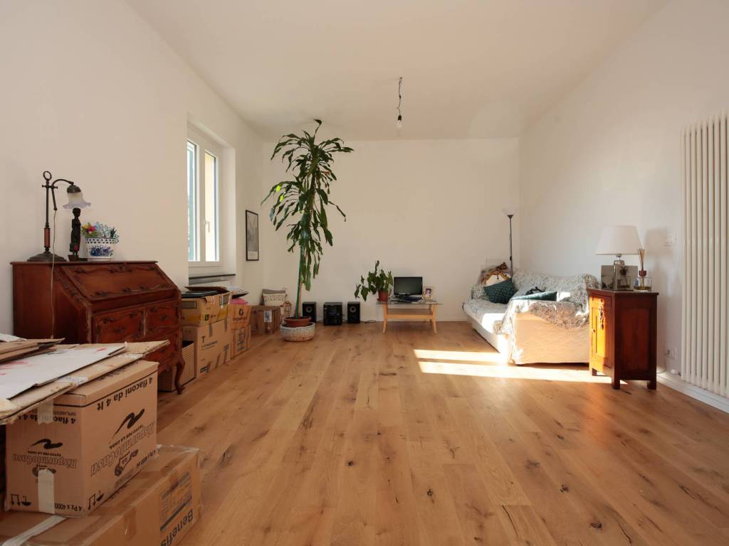 appartamento in vendita a Genova in zona Marassi