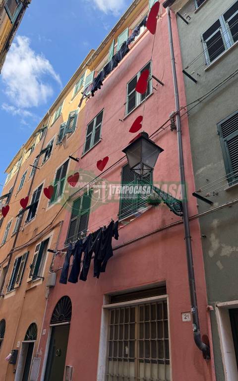 appartamento in vendita a Genova in zona Sestri Ponente