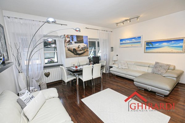 appartamento in vendita a Genova in zona Sestri Ponente