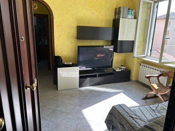 appartamento in vendita a Genova in zona Pontedecimo