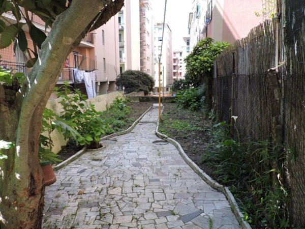appartamento in vendita a Genova in zona Sampierdarena