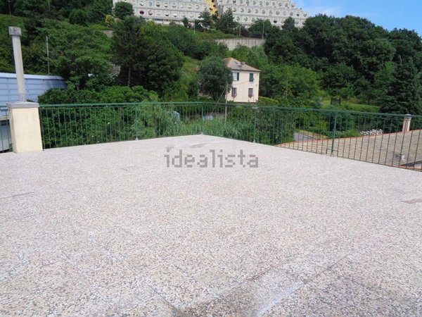 appartamento in vendita a Genova in zona Palmaro / Pra'