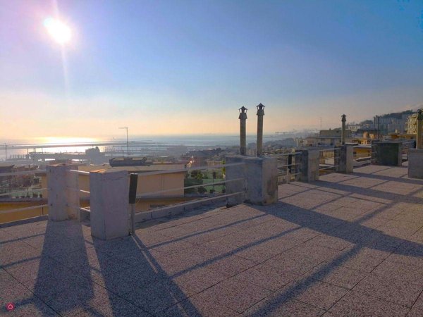 appartamento in vendita a Genova in zona Sestri Ponente