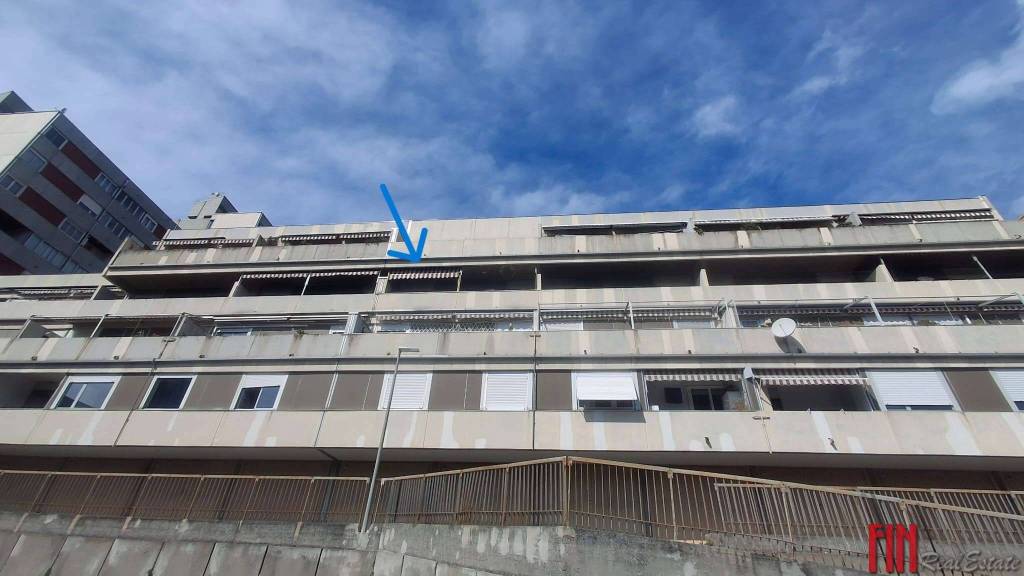 appartamento in vendita a Genova in zona Rivarolo