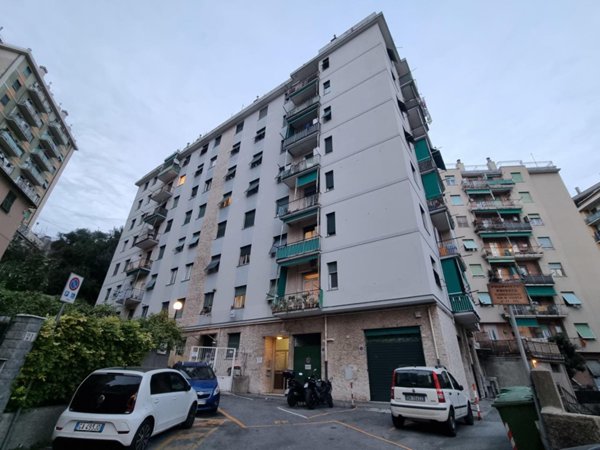 appartamento in vendita a Genova in zona Marassi