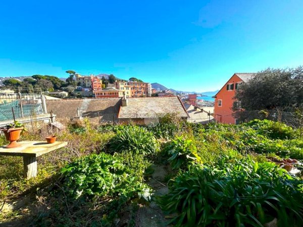 appartamento in vendita a Genova in zona Sturla