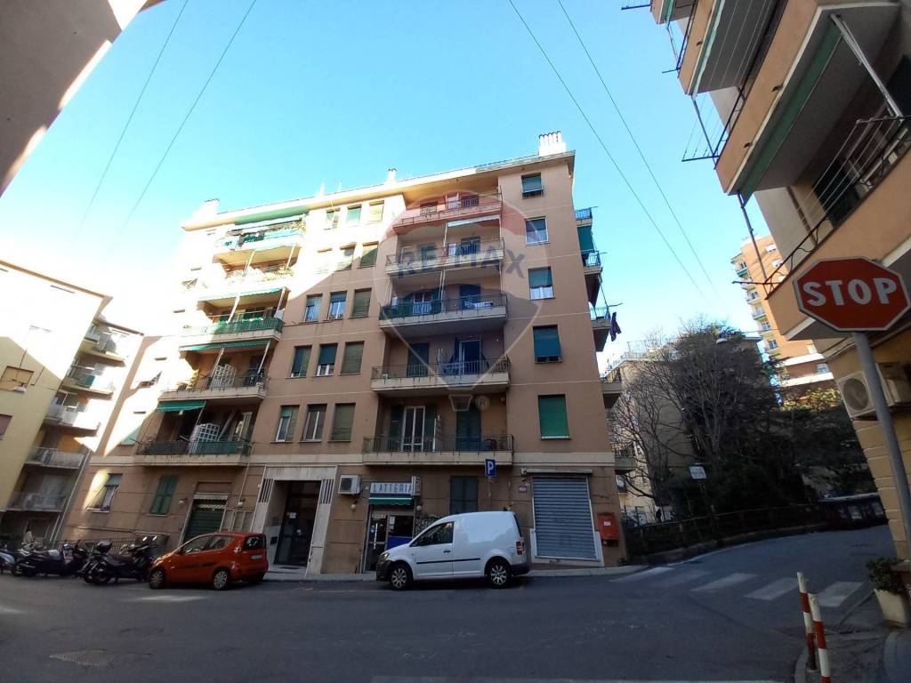 appartamento in vendita a Genova in zona Borzoli