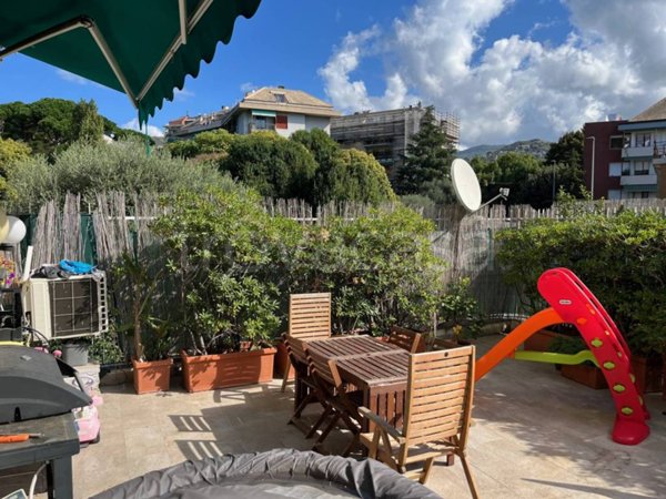 appartamento in vendita a Genova in zona Albaro