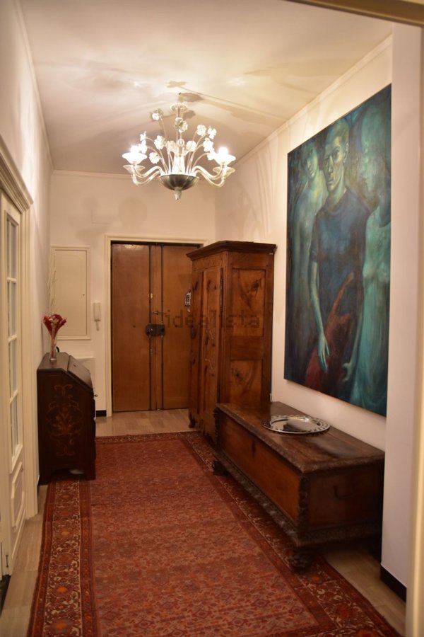 appartamento in vendita a Genova in zona Castelletto