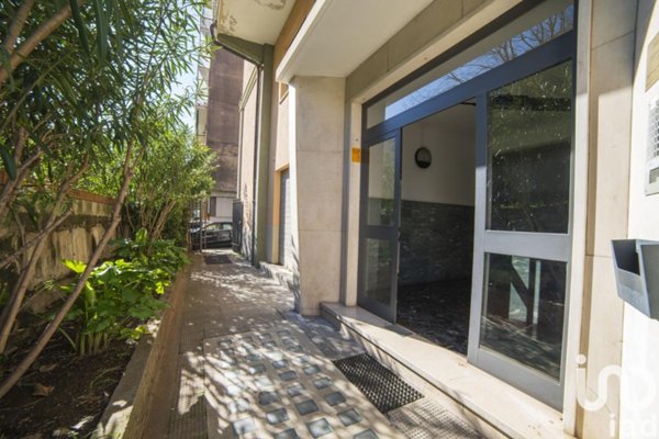 appartamento in vendita a Genova in zona Rivarolo