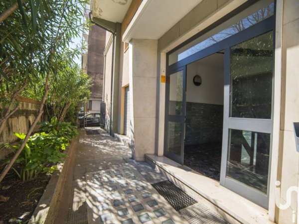 appartamento in vendita a Genova in zona Rivarolo