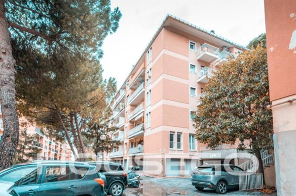 casa indipendente in vendita a Genova
