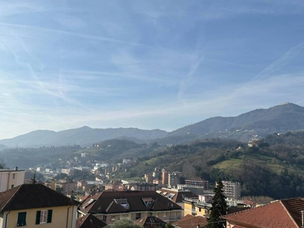 appartamento in vendita a Genova in zona Pontedecimo