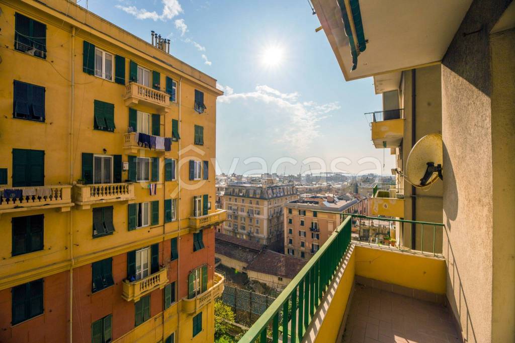 appartamento in vendita a Genova in zona Sampierdarena