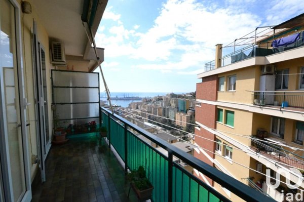 appartamento in vendita a Genova in zona Oregina