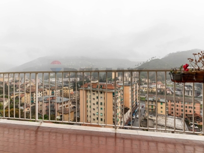 appartamento in vendita a Genova in zona Struppa
