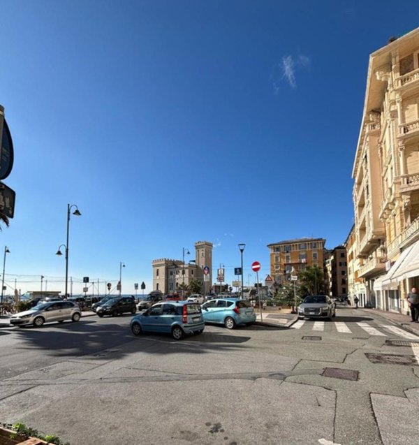 appartamento in vendita a Genova in zona Pegli