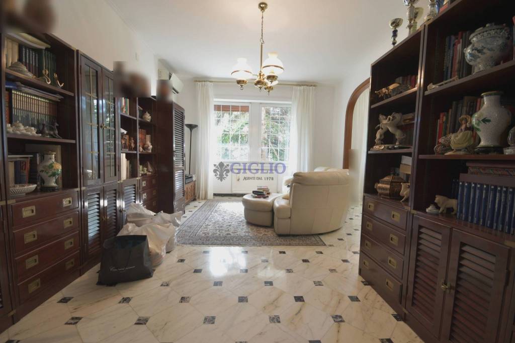 appartamento in vendita a Genova in zona Nervi