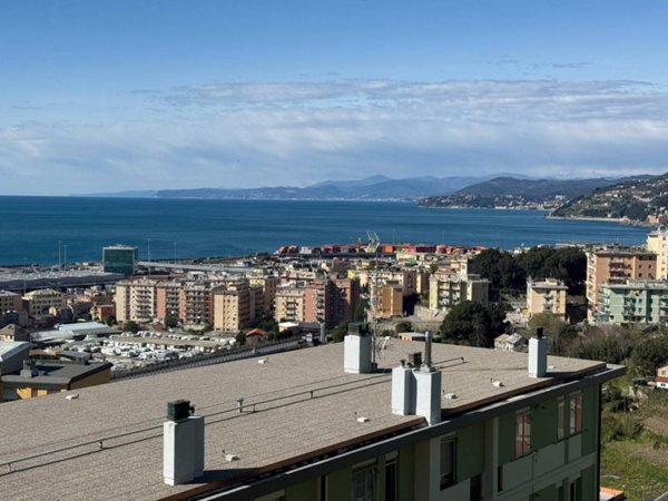 appartamento in vendita a Genova in zona Palmaro / Pra'