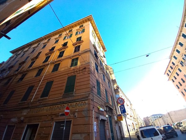 appartamento in vendita a Genova in zona Sampierdarena