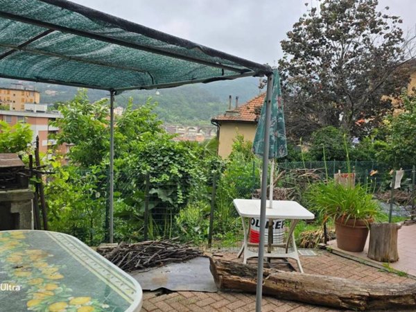 appartamento in vendita a Genova in zona Bolzaneto