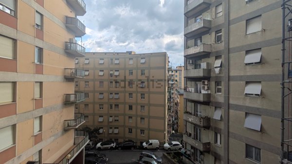 appartamento in vendita a Genova in zona Sampierdarena