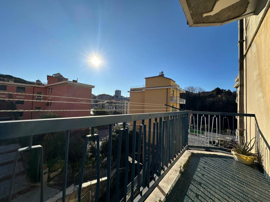 appartamento in vendita a Genova in zona Albaro
