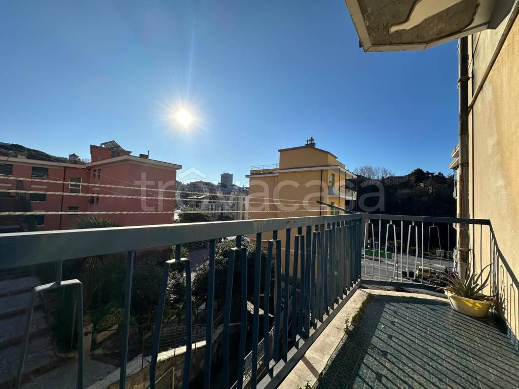 appartamento in vendita a Genova in zona Albaro