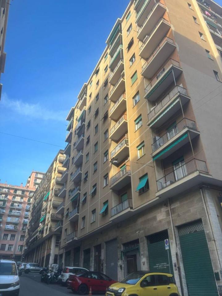 appartamento in vendita a Genova in zona Sampierdarena