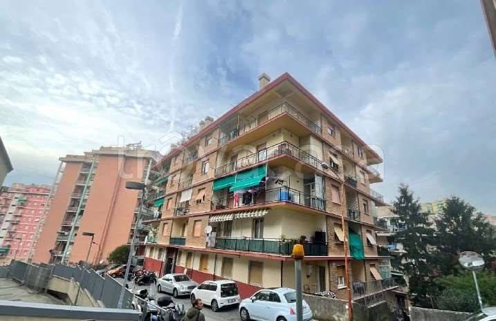 appartamento in vendita a Genova in zona Quezzi