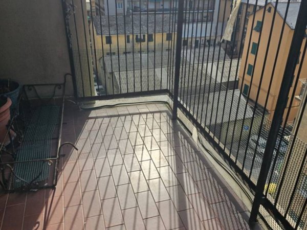 appartamento in vendita a Genova in zona Sestri Ponente