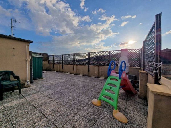 appartamento in vendita a Genova in zona Certosa