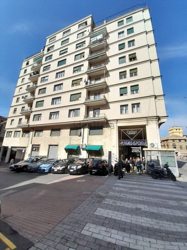 appartamento in vendita a Genova in zona Sampierdarena